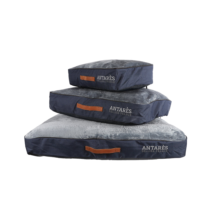 Signature by Antares Dog Bed